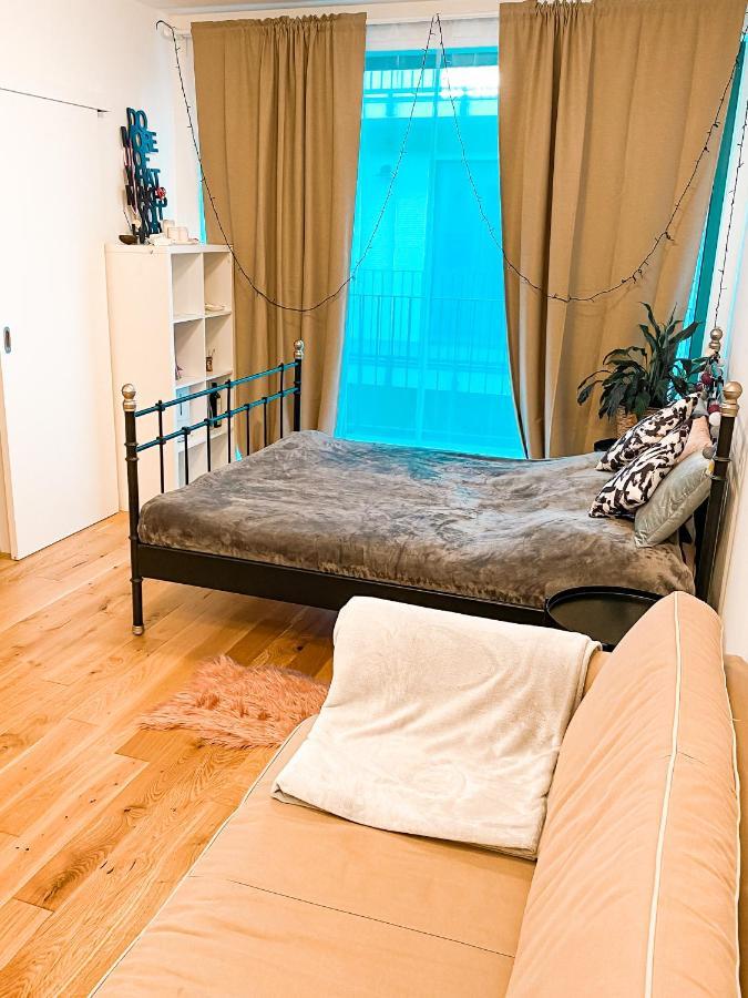Lovely Studio Apartment, Free Parking 1,55 Hight Praha Exteriér fotografie