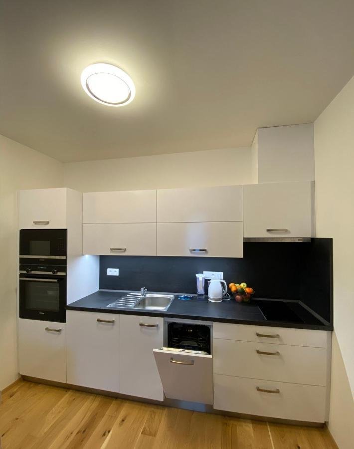 Lovely Studio Apartment, Free Parking 1,55 Hight Praha Exteriér fotografie